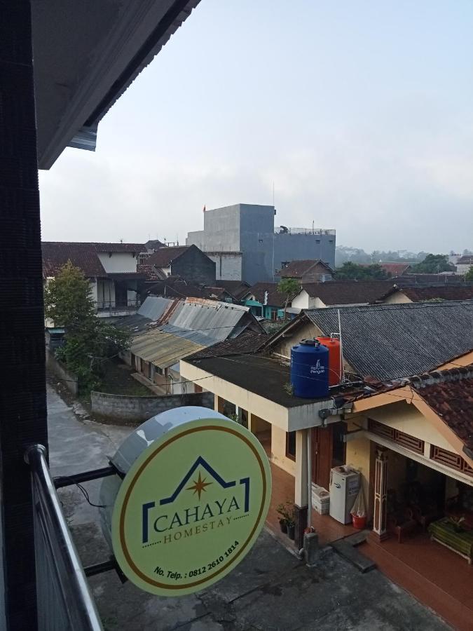 Cahaya Homestay Magelang Extérieur photo