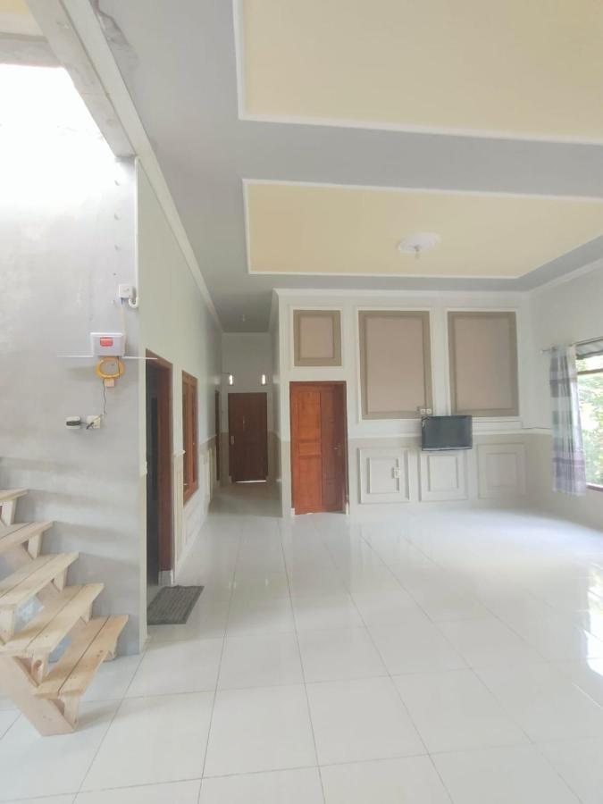 Cahaya Homestay Magelang Extérieur photo