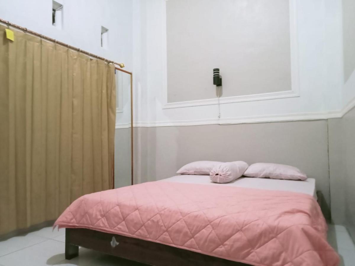 Cahaya Homestay Magelang Extérieur photo
