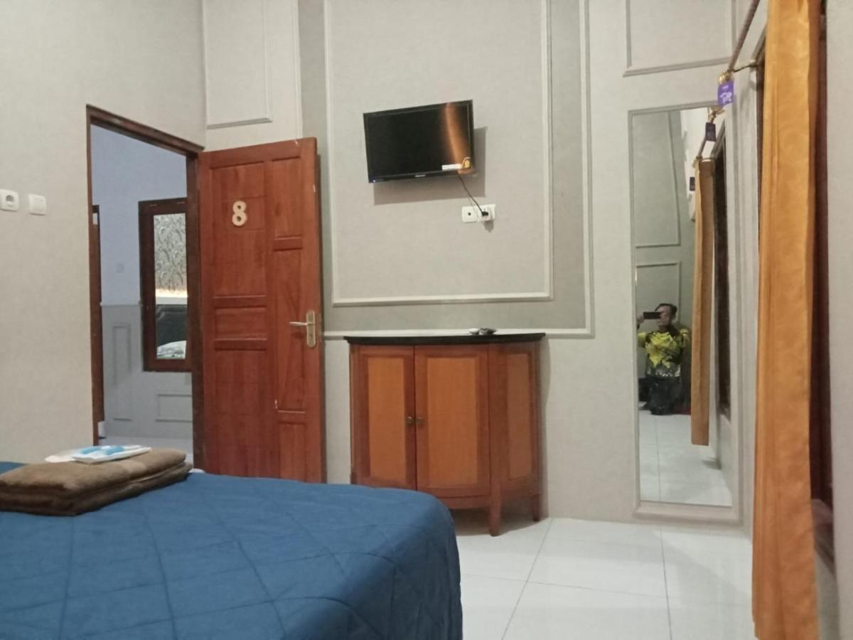Cahaya Homestay Magelang Extérieur photo